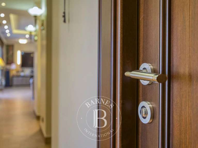 Appartement Saint-Genis-Pouilly - 2 chambres - 177m²