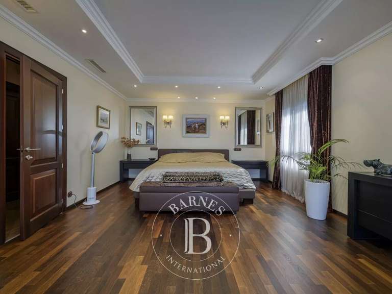 Appartement Saint-Genis-Pouilly - 2 chambres - 177m²
