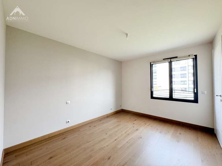 Apartment Saint-Genis-Pouilly - 3 bedrooms - 133m²