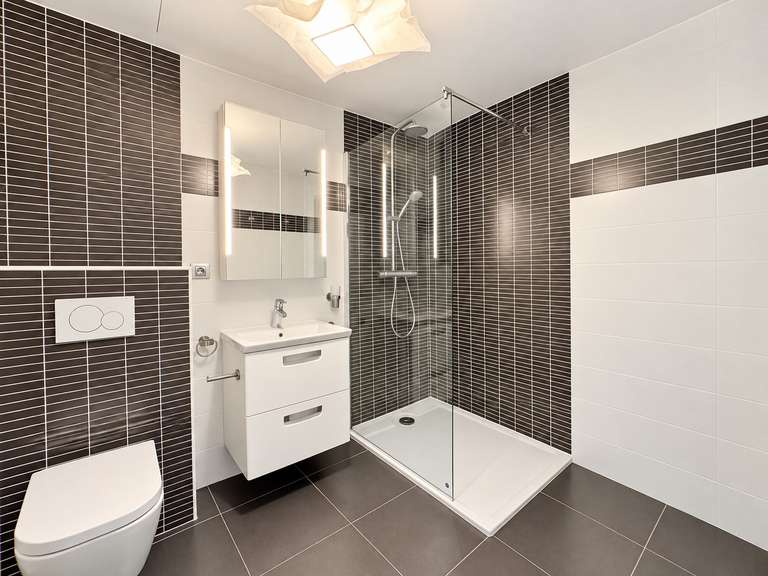 Apartment Saint-Genis-Pouilly - 3 bedrooms - 133m²