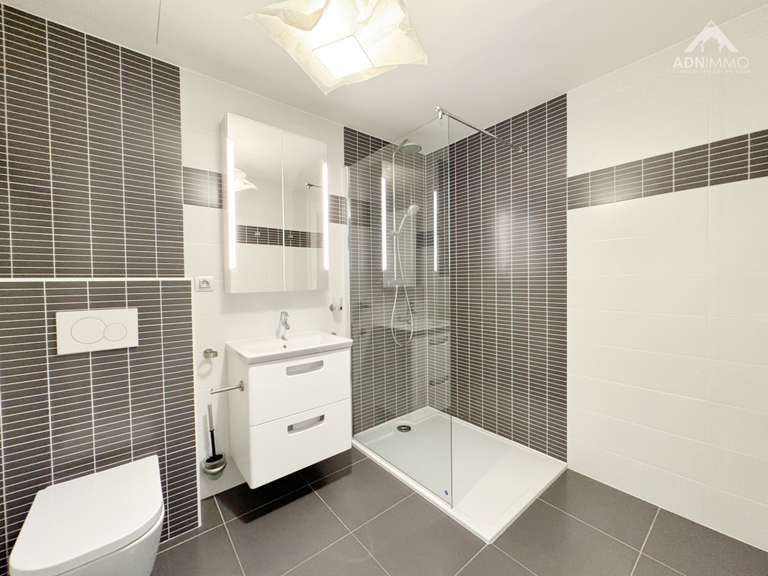 Apartment Saint-Genis-Pouilly - 3 bedrooms - 133m²
