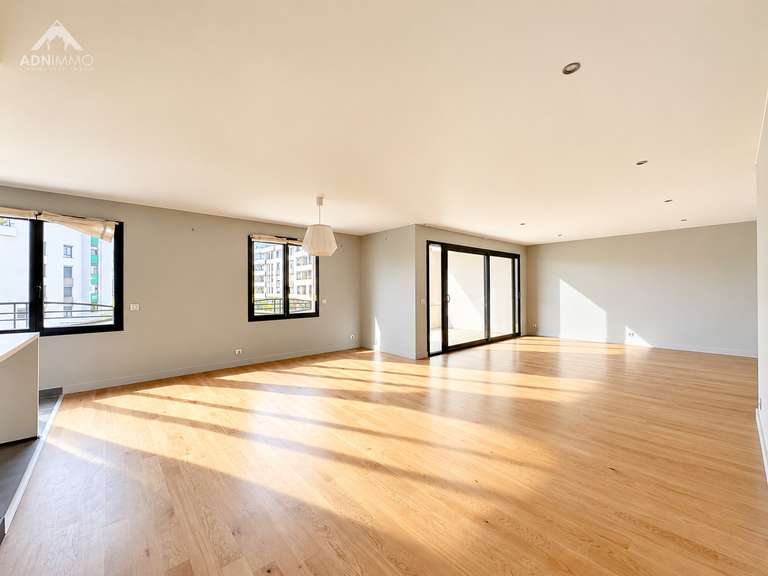 Apartment Saint-Genis-Pouilly - 3 bedrooms - 133m²