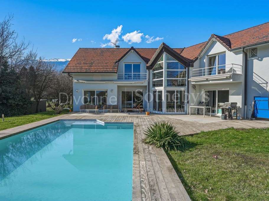 Maison Saint-Genis-Pouilly