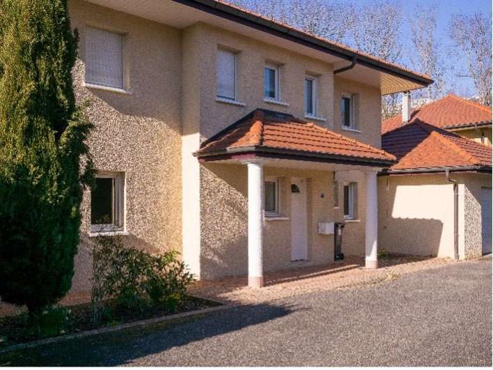 Maison Saint-Genis-Pouilly - 190m²