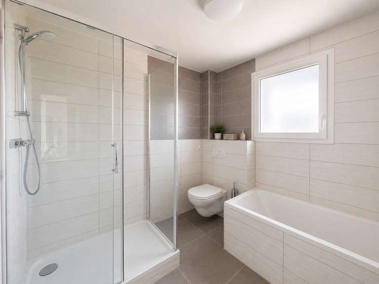 Maison Saint-Genis-Pouilly - 5 chambres - 154m²