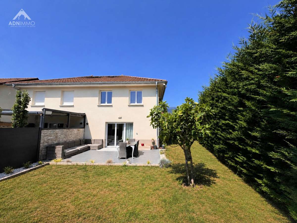 Maison Saint-Genis-Pouilly