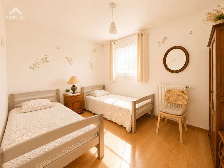 Maison Saint-Genis-Pouilly - 4 chambres - 90m²