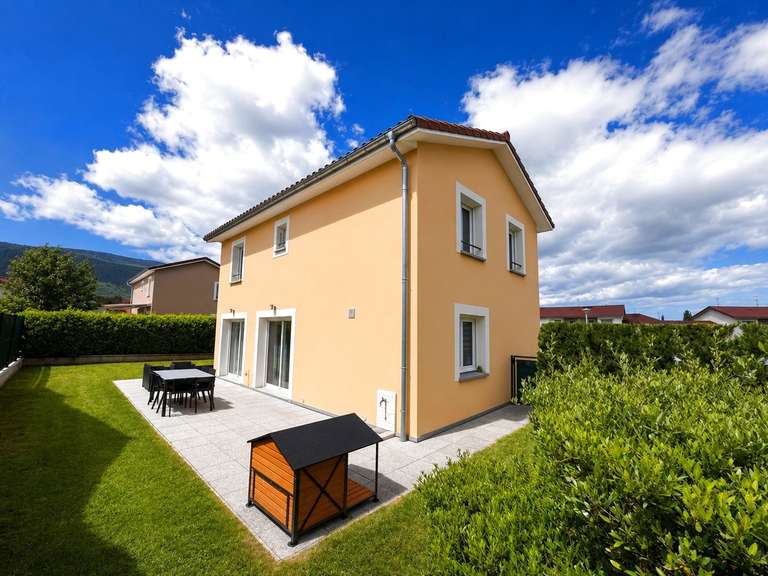 Maison Saint-Genis-Pouilly - 4 chambres - 110m²