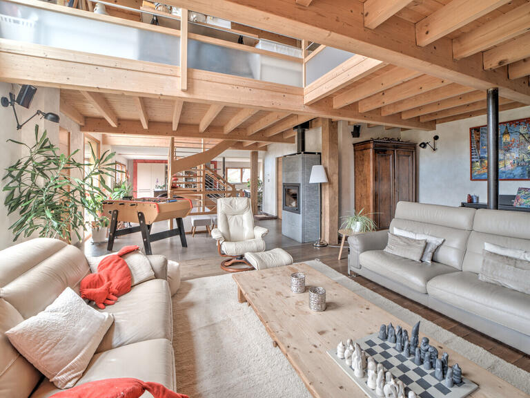 Villa Saint-Genis-Pouilly - 4 chambres - 271m²