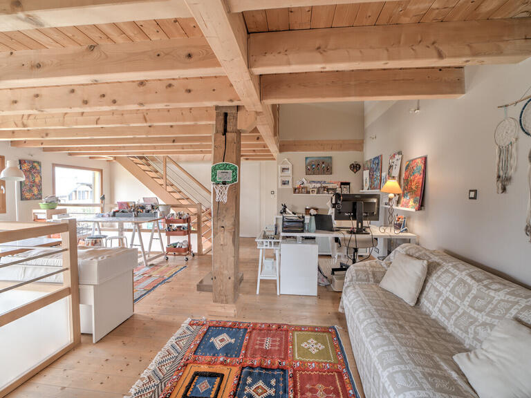 Villa Saint-Genis-Pouilly - 4 chambres - 271m²