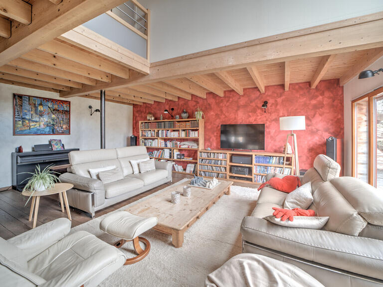 Villa Saint-Genis-Pouilly - 4 chambres - 271m²
