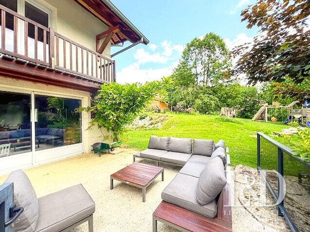House Saint-Genix-les-Villages - 4 bedrooms - 192m²