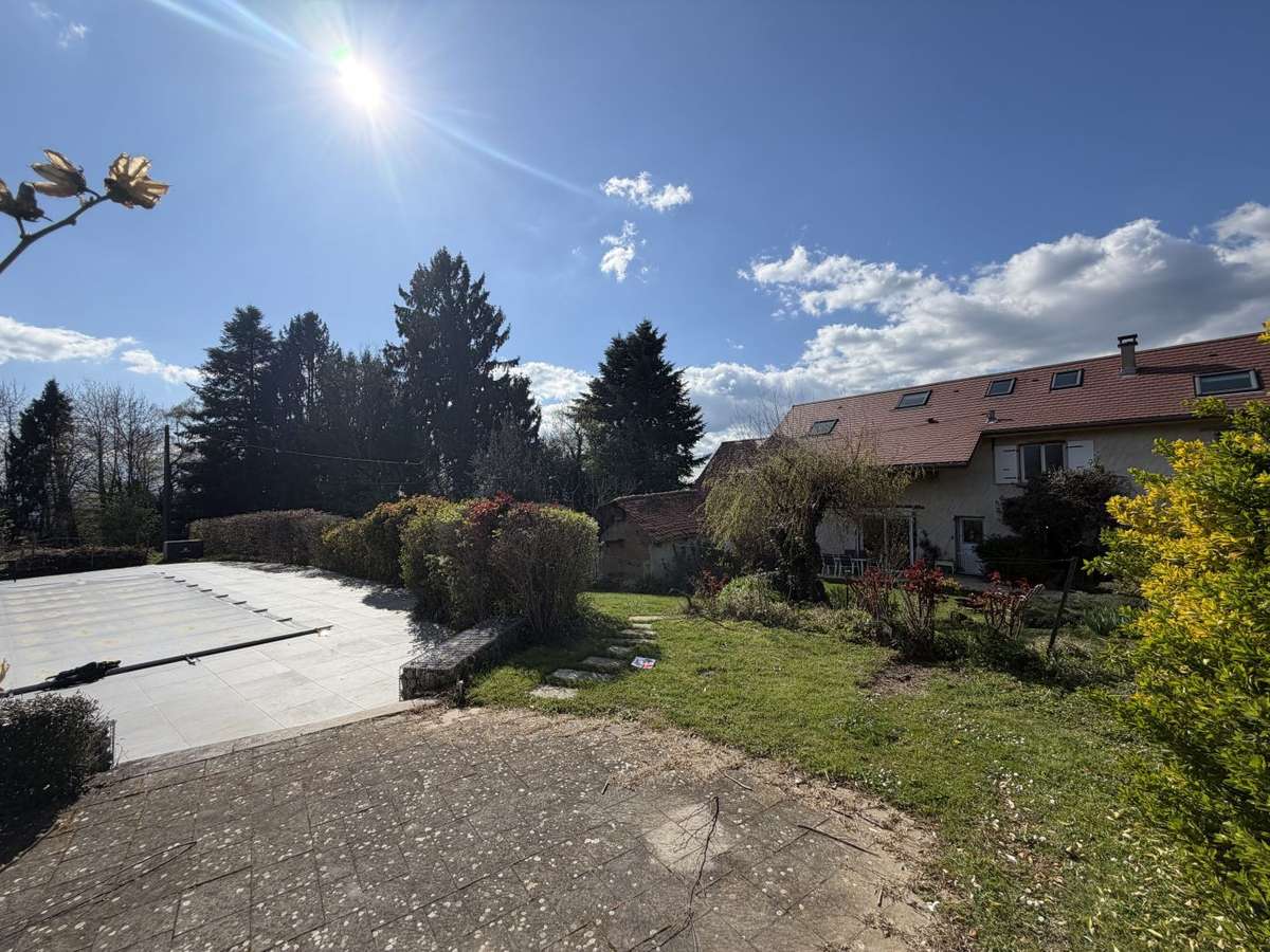 Maison Saint-Genix-sur-Guiers