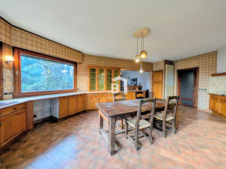 Maison Saint-Georges-d'Espéranche - 7 chambres - 310m²