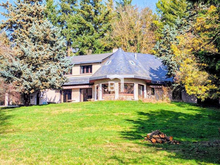 Maison Saint-Georges-d'Espéranche - 7 chambres - 310m²