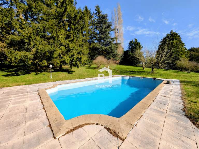 Maison Saint-Georges-d'Espéranche - 7 chambres - 310m²