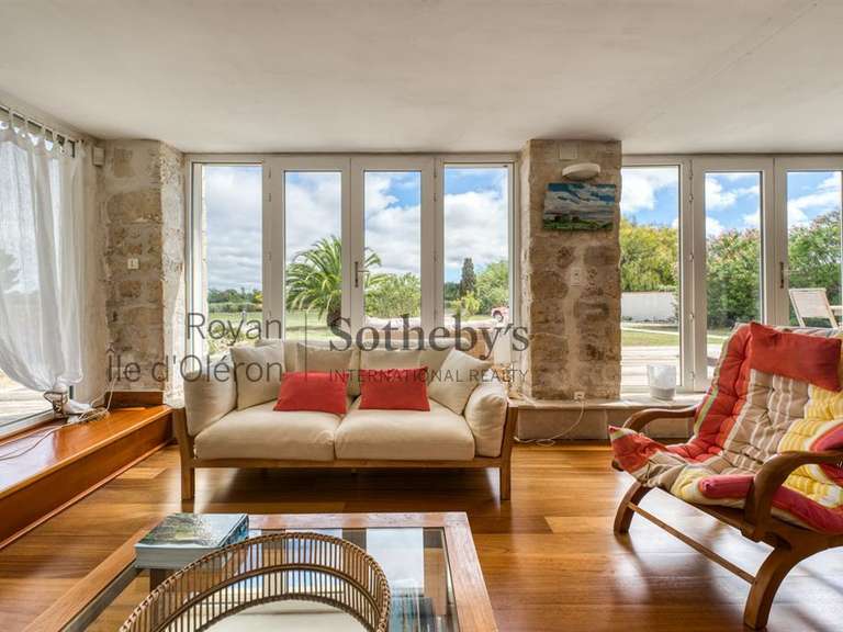 Maison Saint-Georges-d'Oléron - 5 chambres - 240m²