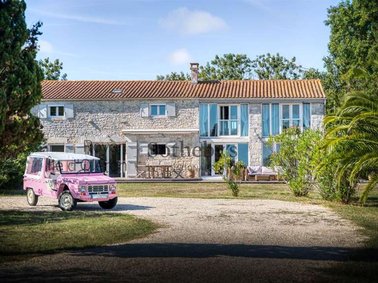 Maison Saint-Georges-d'Oléron - 5 chambres - 240m²