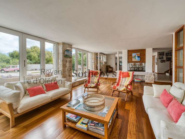 Maison Saint-Georges-d'Oléron - 5 chambres - 240m²