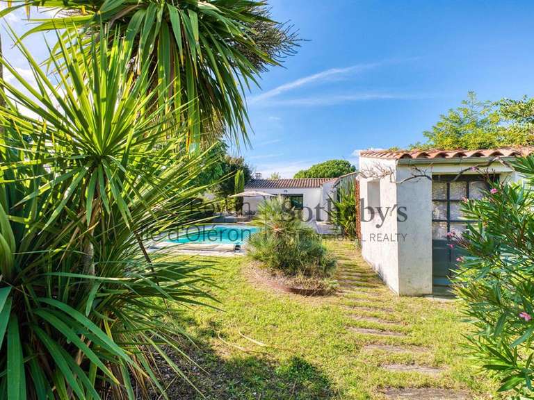 Maison Saint-Georges-d'Oléron - 5 chambres - 159m²