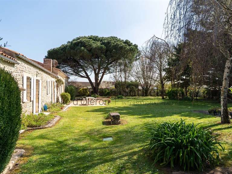 Maison Saint-Georges-d'Oléron - 3 chambres - 200m²