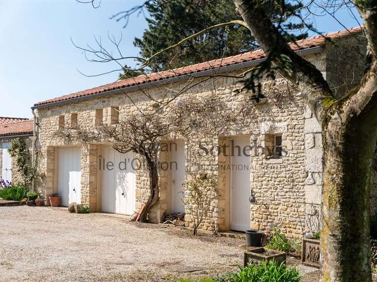 Maison Saint-Georges-d'Oléron - 3 chambres - 200m²