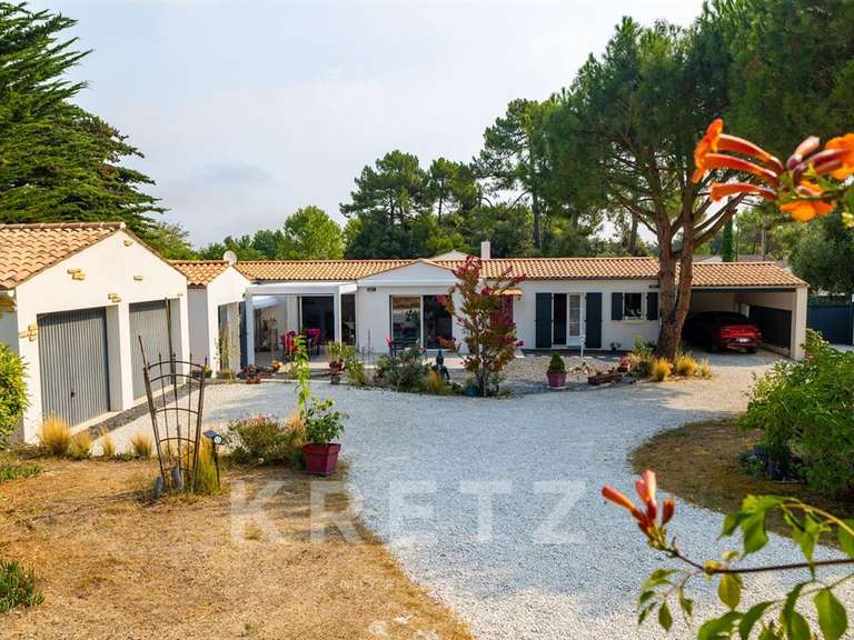 Maison Saint-Georges-d'Oléron - 6 chambres - 205m²