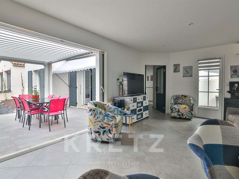 Maison Saint-Georges-d'Oléron - 6 chambres - 205m²