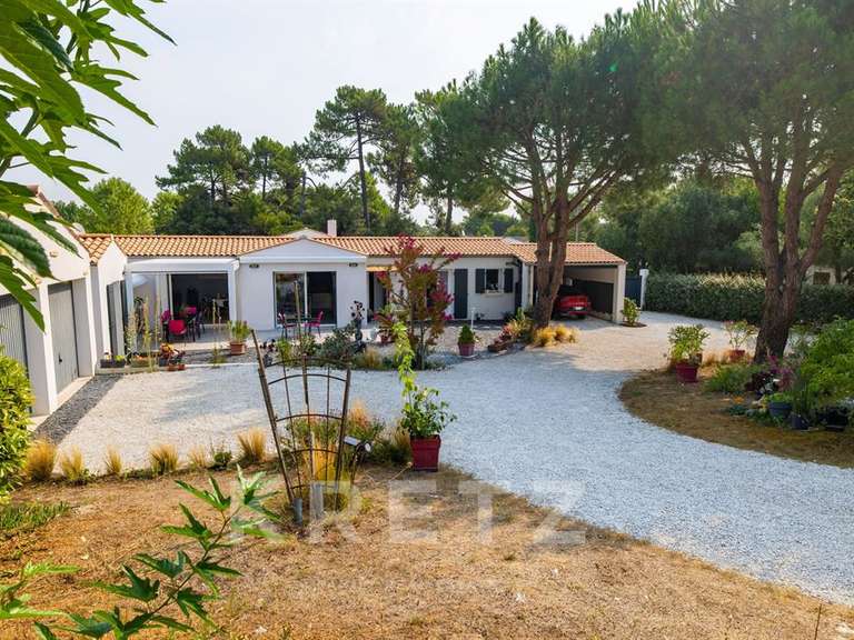 Maison Saint-Georges-d'Oléron - 6 chambres - 205m²