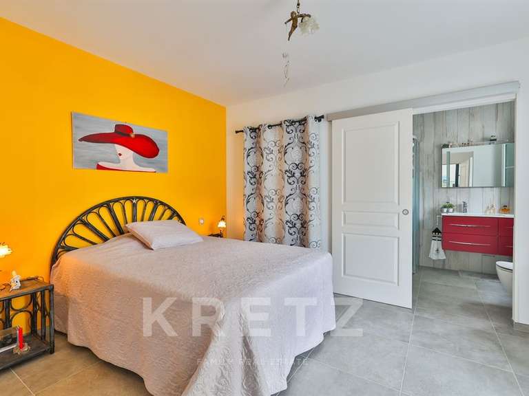 Maison Saint-Georges-d'Oléron - 6 chambres - 205m²