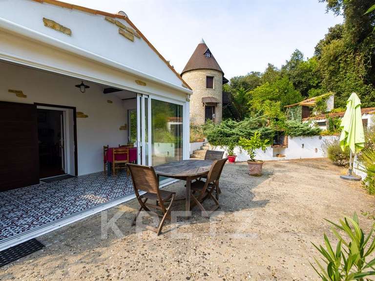 Maison Saint-Georges-d'Oléron - 6 chambres - 205m²