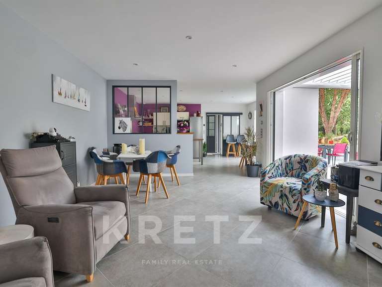 Maison Saint-Georges-d'Oléron - 6 chambres - 205m²