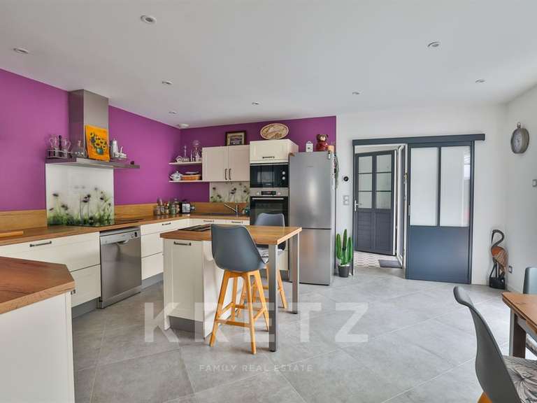 Maison Saint-Georges-d'Oléron - 6 chambres - 205m²