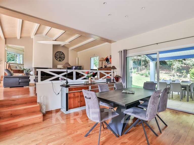 Maison Saint-Georges-d'Oléron - 4 chambres - 235m²