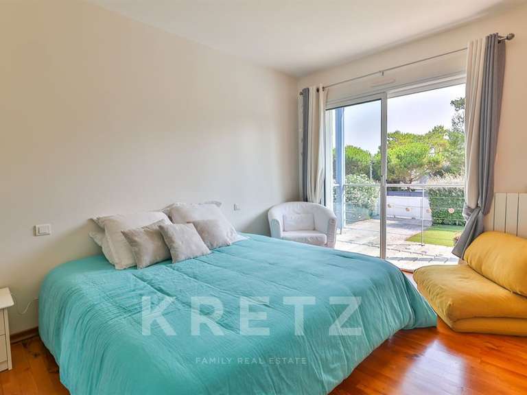 Maison Saint-Georges-d'Oléron - 4 chambres - 235m²