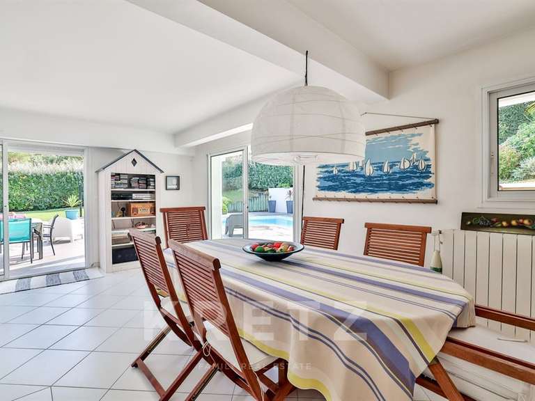 Maison Saint-Georges-d'Oléron - 4 chambres - 235m²