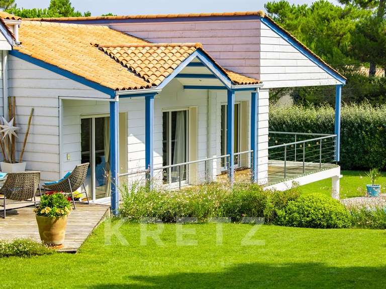 Maison Saint-Georges-d'Oléron - 4 chambres - 235m²