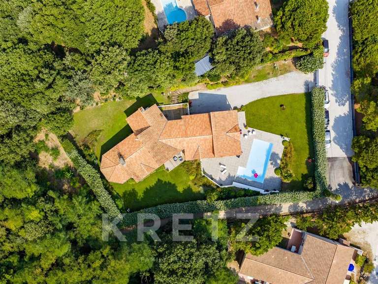 Maison Saint-Georges-d'Oléron - 4 chambres - 235m²