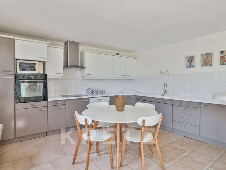 Maison Saint-Georges-d'Oléron - 5 chambres - 245m²