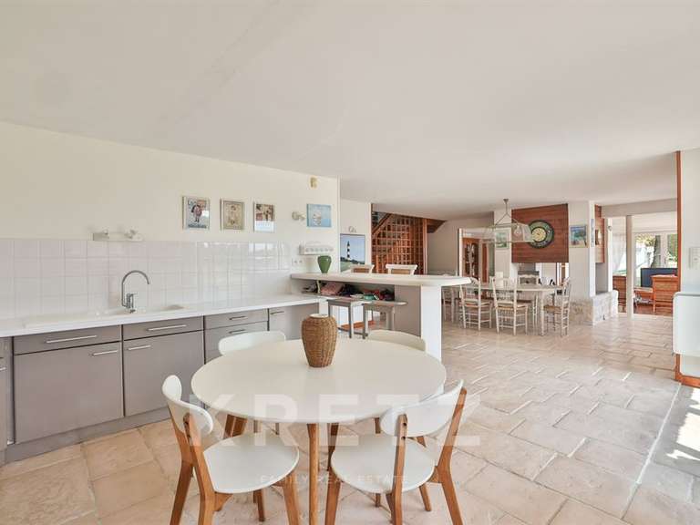 Maison Saint-Georges-d'Oléron - 5 chambres - 245m²
