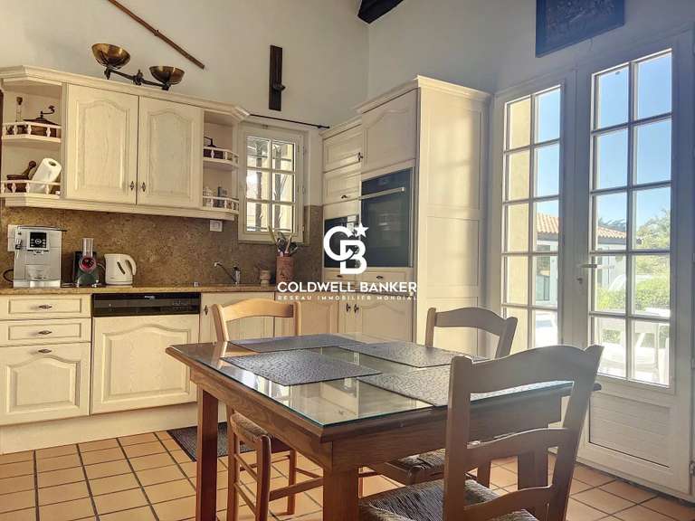 Maison Saint-Georges-d'Oléron - 3 chambres - 218m²