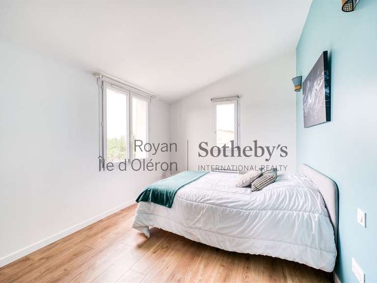 Maison Saint-Georges-d'Oléron - 6 chambres - 184m²