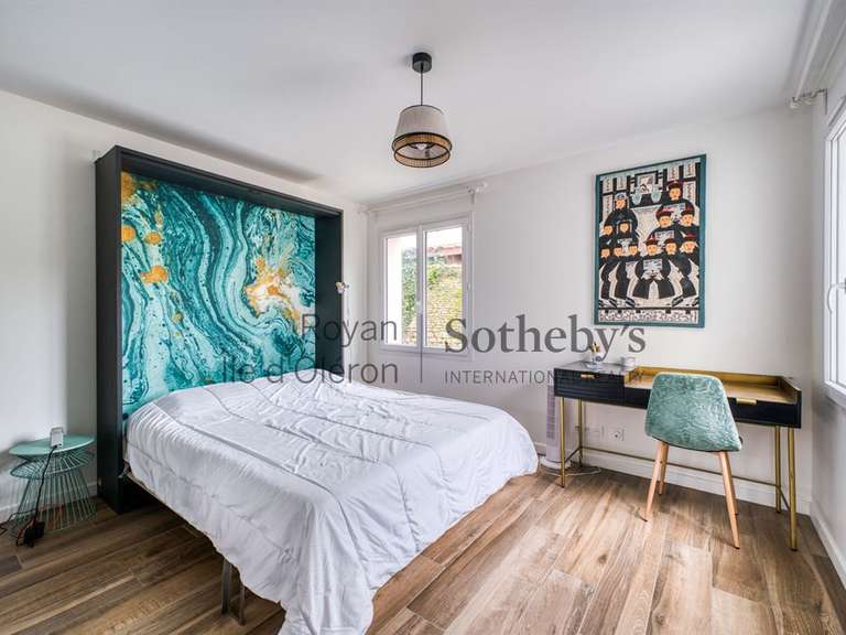 Maison Saint-Georges-d'Oléron - 6 chambres - 184m²