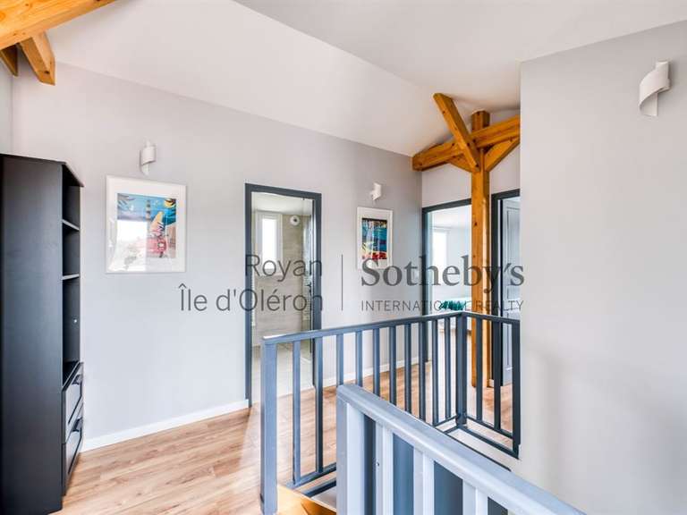 House Saint-Georges-d'Oléron - 6 bedrooms - 184m²