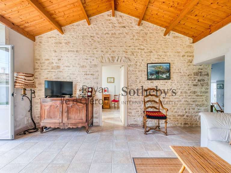 Maison Saint-Georges-d'Oléron - 7 chambres - 240m²