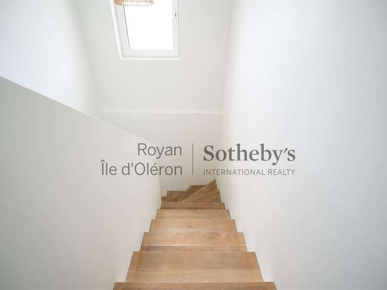 Maison Saint-Georges-d'Oléron - 8 chambres - 238m²