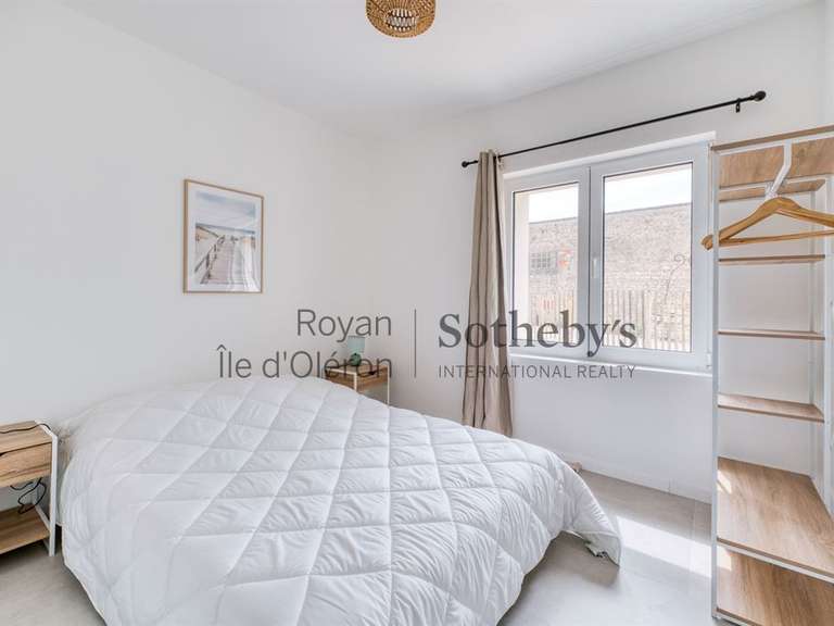 Maison Saint-Georges-d'Oléron - 8 chambres - 238m²