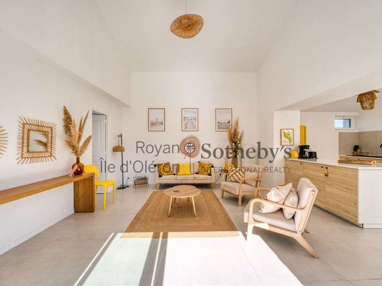 Maison Saint-Georges-d'Oléron - 8 chambres - 238m²