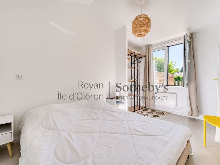 Maison Saint-Georges-d'Oléron - 8 chambres - 238m²