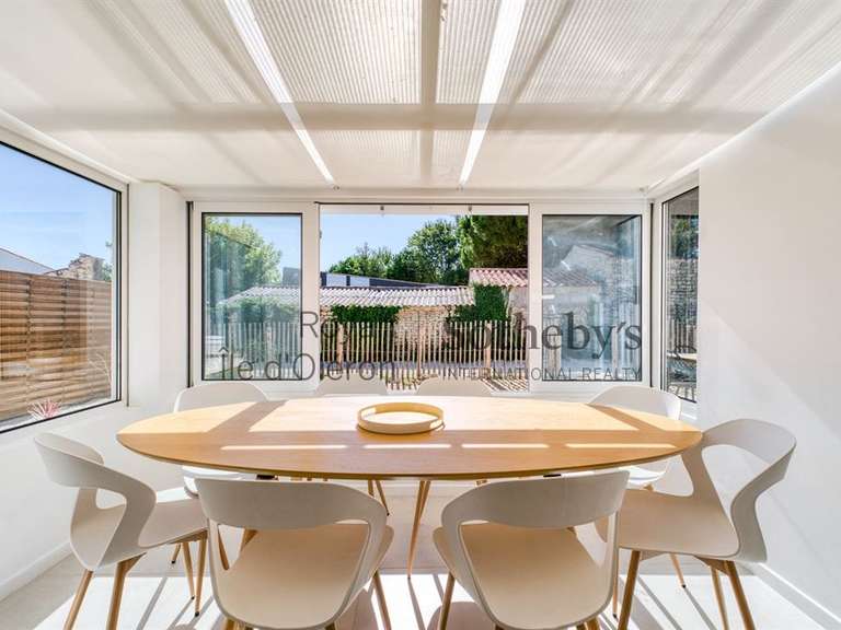 Maison Saint-Georges-d'Oléron - 8 chambres - 238m²